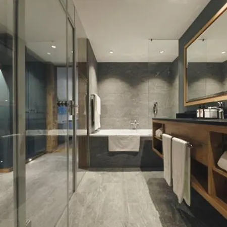 Alpenhotel Montafon & 4*