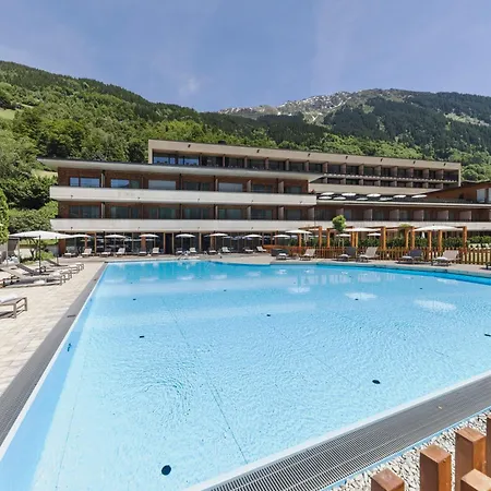 Alpenhotel Montafon & 4*