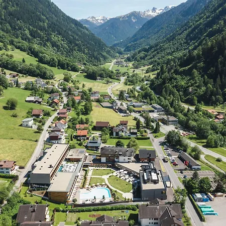 Alpenhotel Montafon & Hotel 4*