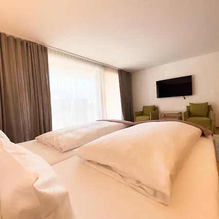 Alpenhotel Montafon & 4*