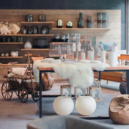 Alpenhotel Montafon & 施伦斯