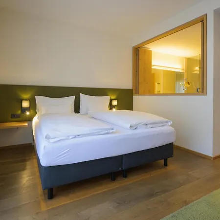Alpenhotel Montafon & Hotel 4*