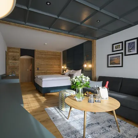 Alpenhotel Montafon & Hotel 4*