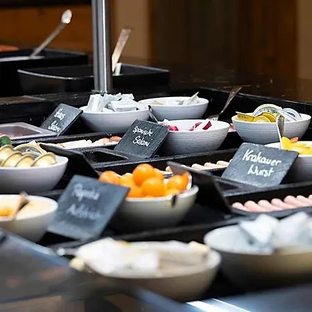 Alpenhotel Montafon & 호텔 쉬룬즈