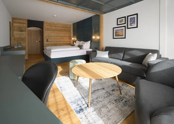 Alpenhotel Montafon & 4* Schruns